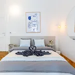 Bnb Moskovska Apartment